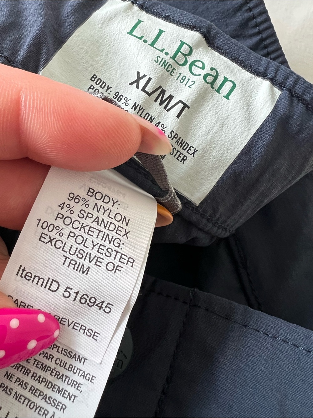 L.L.Bean Women’s XL MT Navy Cargo Capri Pants Lightweight Nylon Hiking Outdoor - Picture 6 of 9